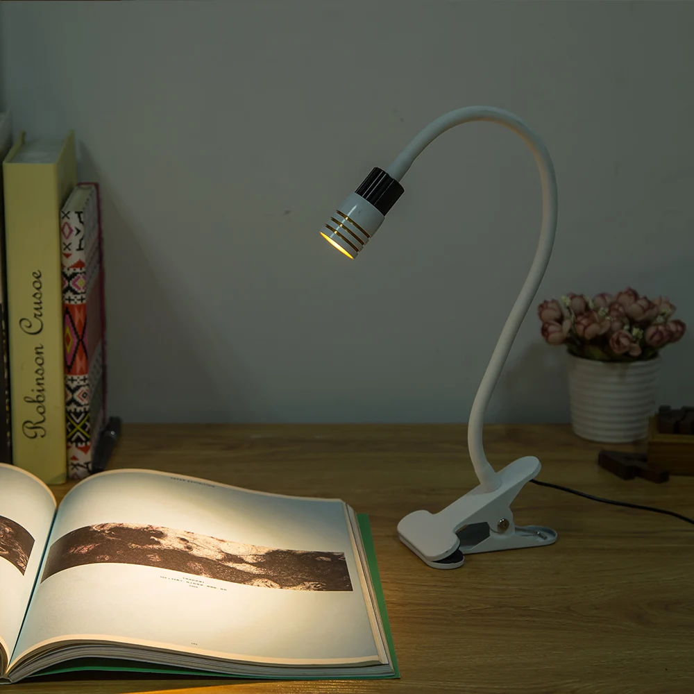Гибкая 360 градусов светодиодный настольная лампа с зажимом 3 Вт Светодиодный светильник для чтения USB источник питания светодиодный светильник для чтения с защитой глаз