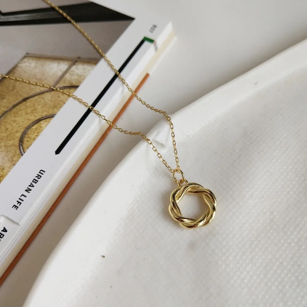 

Amaiyllis 925 Sterling Silver Poetic Hollow Circle wreath Gold Color Pendant Necklaces for Women Statement necklaces Jewelry