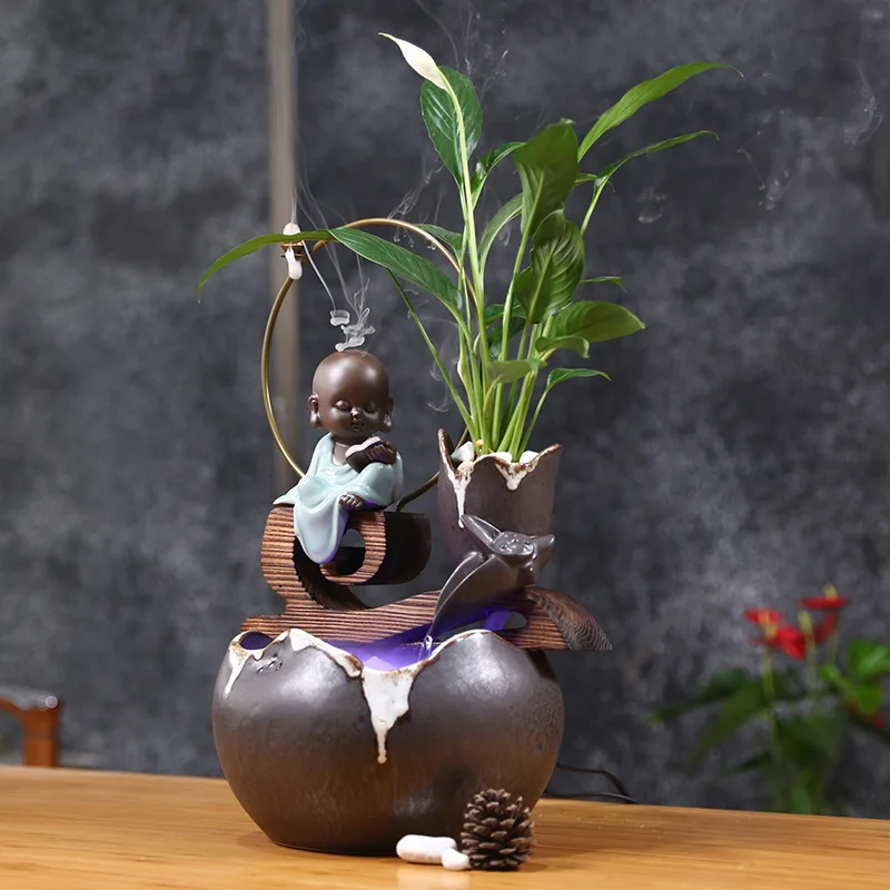 

2018 Furnishing Articles And Fountain Water Exchanger With The Ceramics Young Monk Humidifier Sitting Room Decoration Crafts