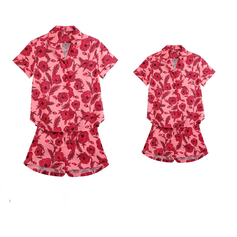 

Short Sleeve Mother Daughter Pajamas Mommy and Me Sleepwear Family Matching Clothes Outfits Look Christmas Pajamas Clothing Set