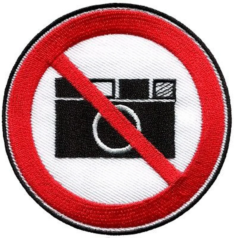 No-Cameras-pictures-photos-sign-symbol-warning-applique