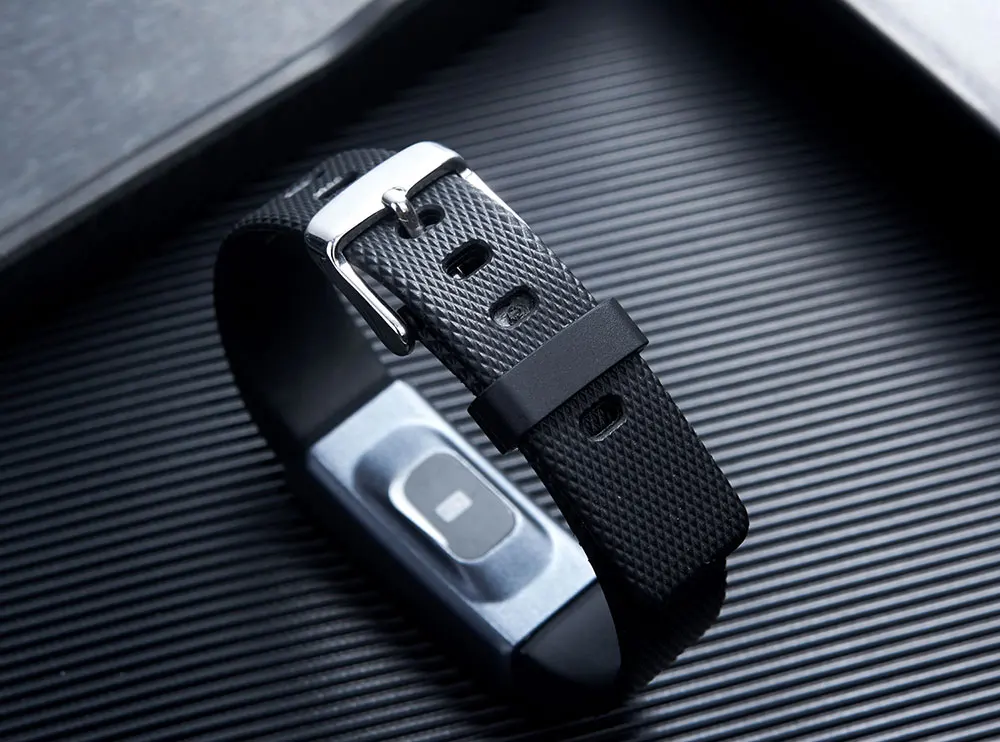 Capture-One_1-50099-130423-smart bracelet
