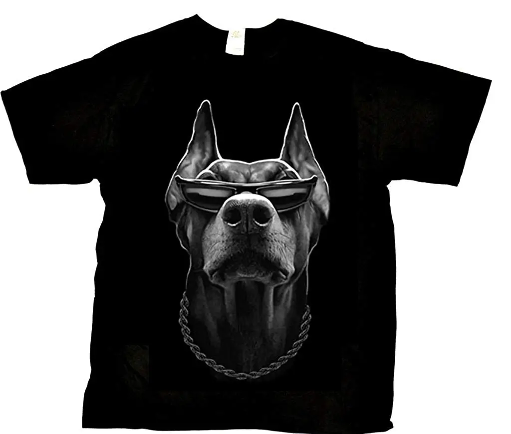 Doberman с оттенками и ожерельем классная мужская футболка для влюбленных собак