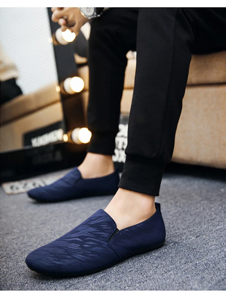 8376527555_1857270455