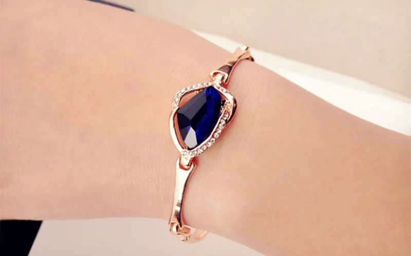 

Wedding Bridal Jewelry Hollow Flower Pattern Bangle Rhinestone Crystal Bracelet Girls Party Ornaments jb235
