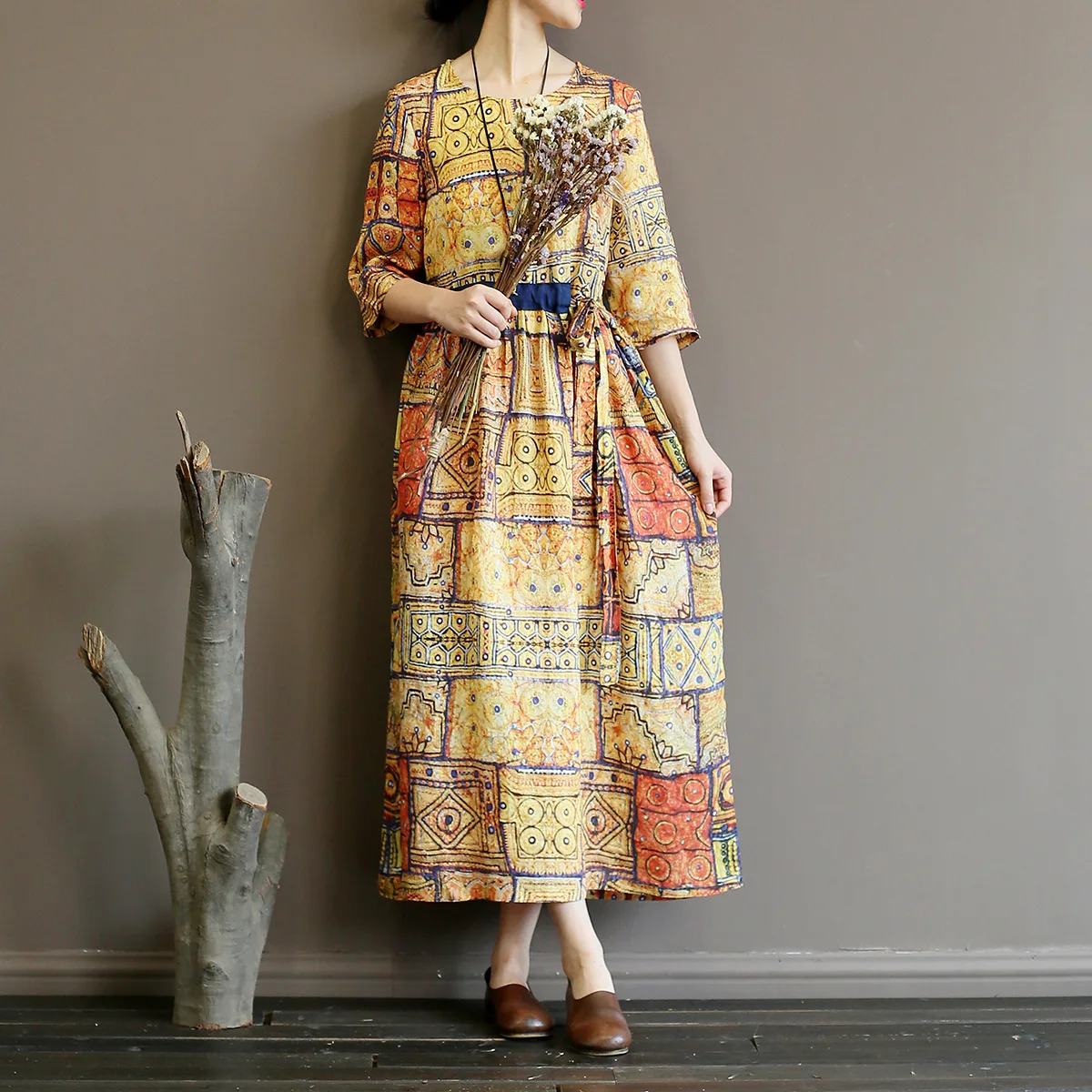 lady vintage dresses