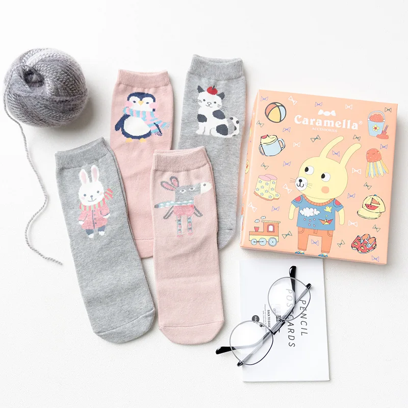

Caramella 2018 4pairs/box Cotton Meias Christmas Warm Cute 3d Animal Patterns Cartoon Socks Women winter 512634