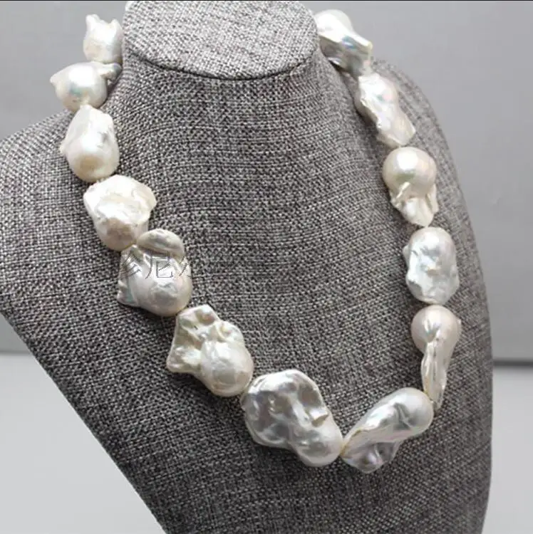 

VERY EXPENSIVE HUGE SOUTH SEA GENUINE WHITE BAROQUE PEARL NECKLACE 18"