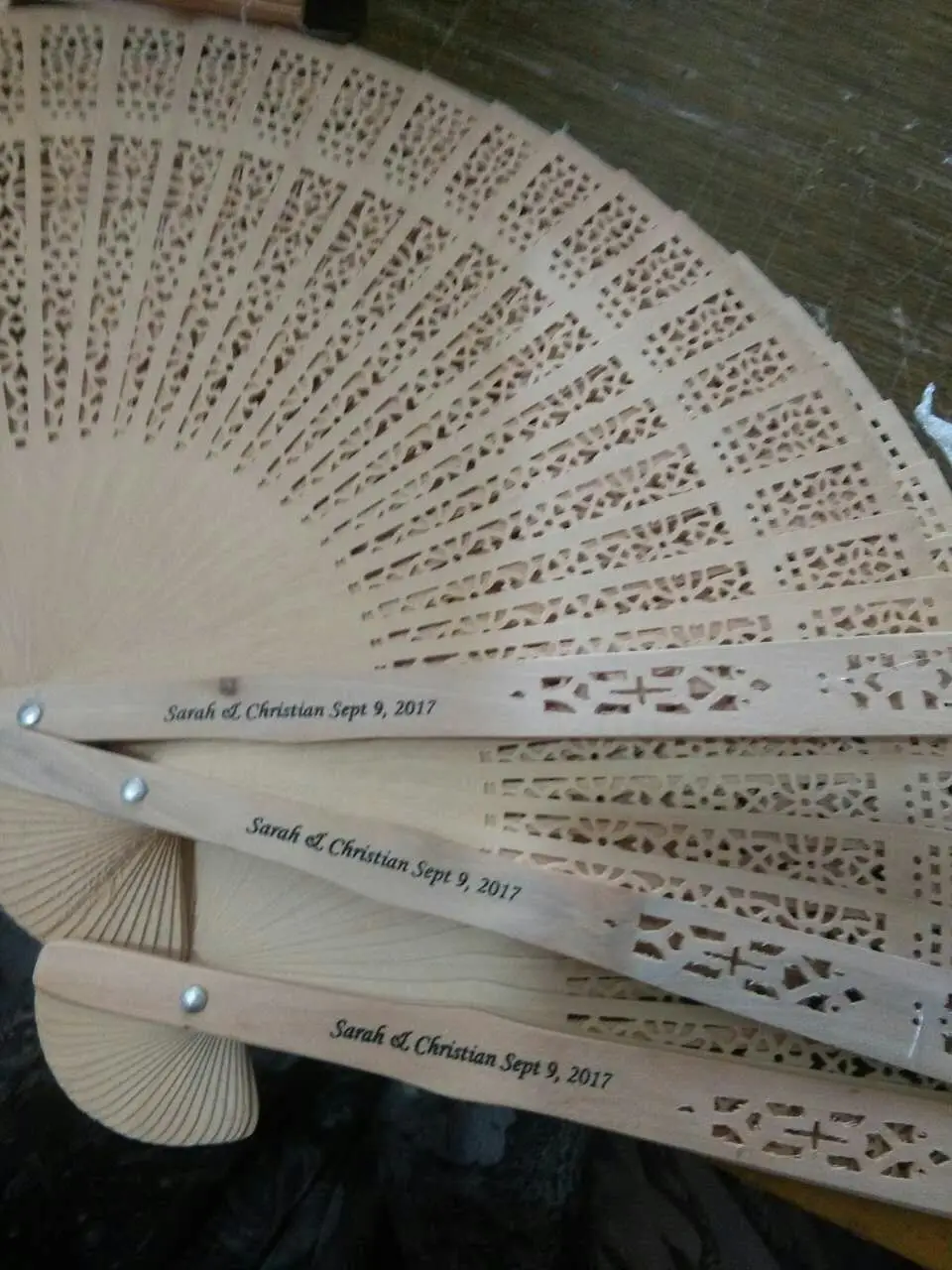 

fragrance wood fan Chinese style wedding fan with bride groom's name wedding date personalized 100pcs/lot
