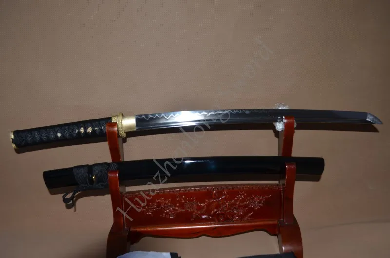 

1095 HIGH CARBON STEEL CLAY TEMPERED FULL TANG BLACK SAYA VERY SHARP CUT PAPER