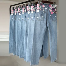 Новинка года; модные прямые джинсовые брюки ручной работы с вышивкой бисером и объемными цветами на высокой талии