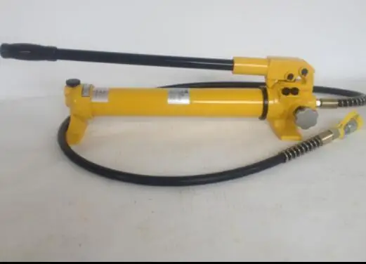 

CP-700 700kg/cm2 Manual Hydraulic Pump Hand Operation Hydraulic Pump fast shipping