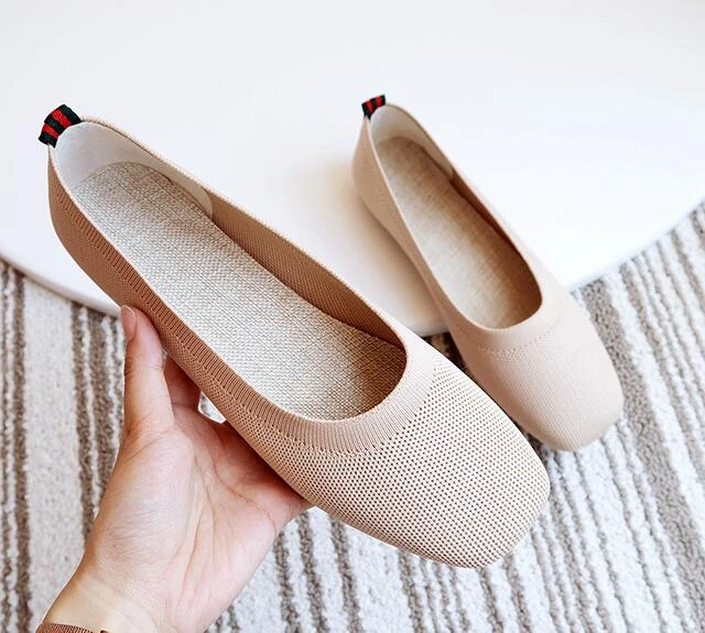 womens stretch flats