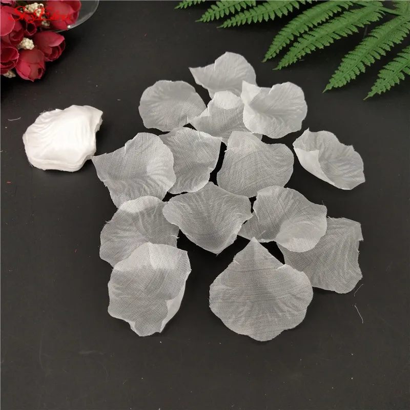 1000pcs Red Rose Petals Artificial Flowers Silk Wedding Decorations Party Event artificial False party rose Flower Petal 5X5cm7z - Цвет: white