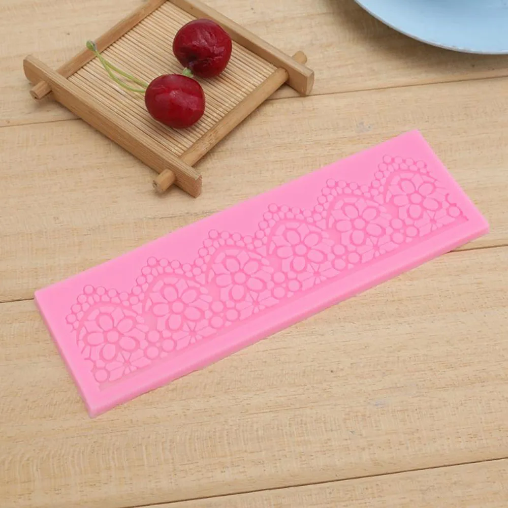 DXT_16x5cm-Lace-Mat-Pad-Cake-Decoration-Fondant-Cake-3D-Mold-Food-Grade-Silicone-Lace-Mould (1)