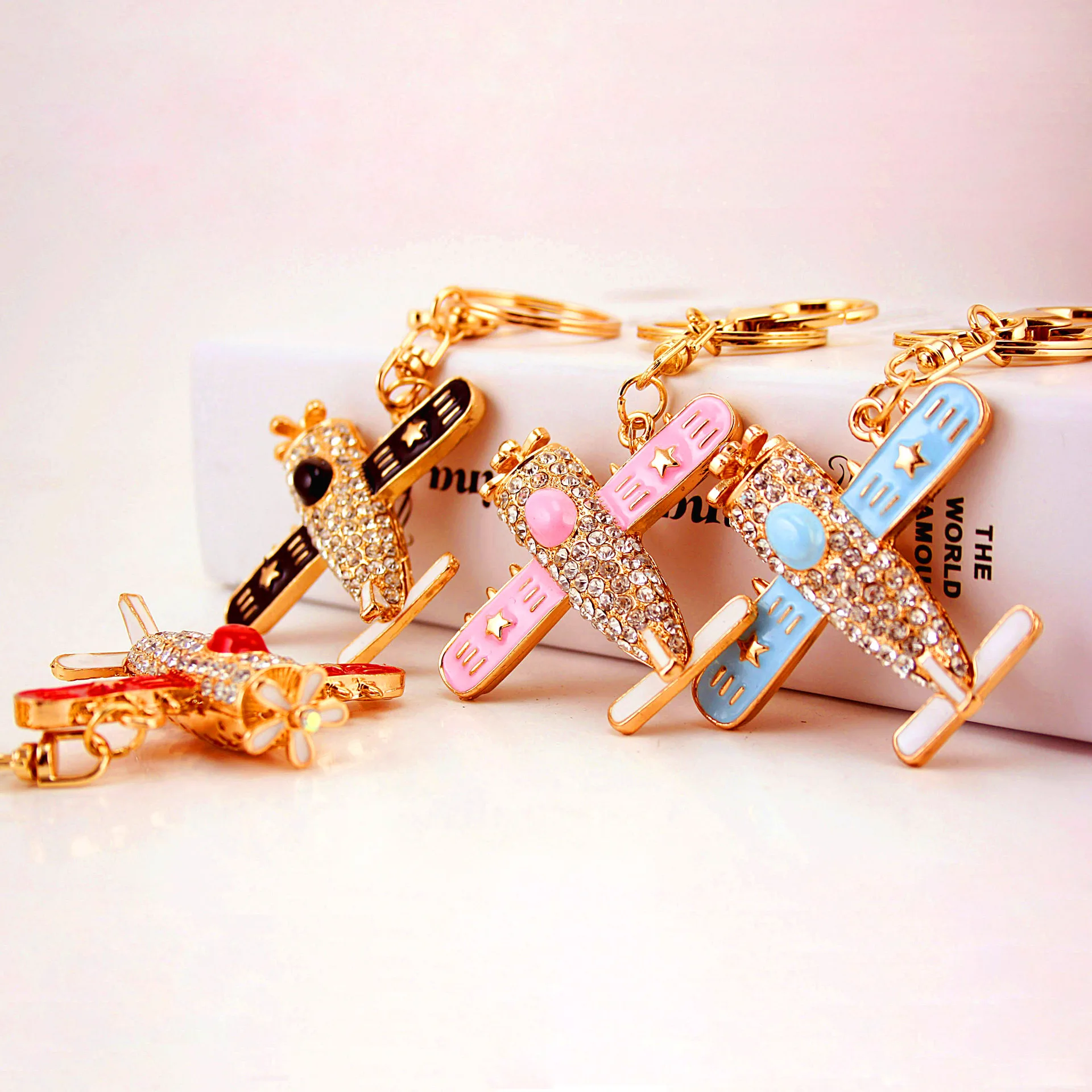 

Rhinestone Creative Delicate Cute Cartoon Propeller Airplane Keychain Crystal Keyring