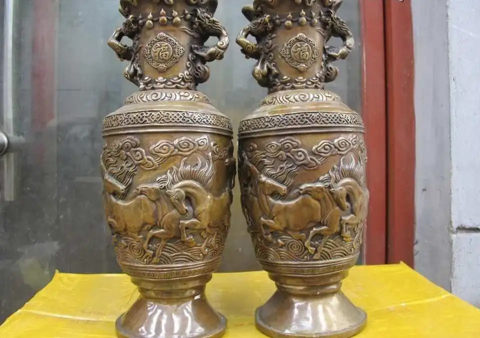 

Chinese Folk Bronze Copper Eight War Horse Dart Horse Aquarius Bottle Pot Vase