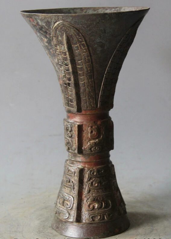 

Elegant old S1732 10" Archaic Chinese Dynasty Bronze Water Ware Vessel Vase Cup Cann wineglass statue