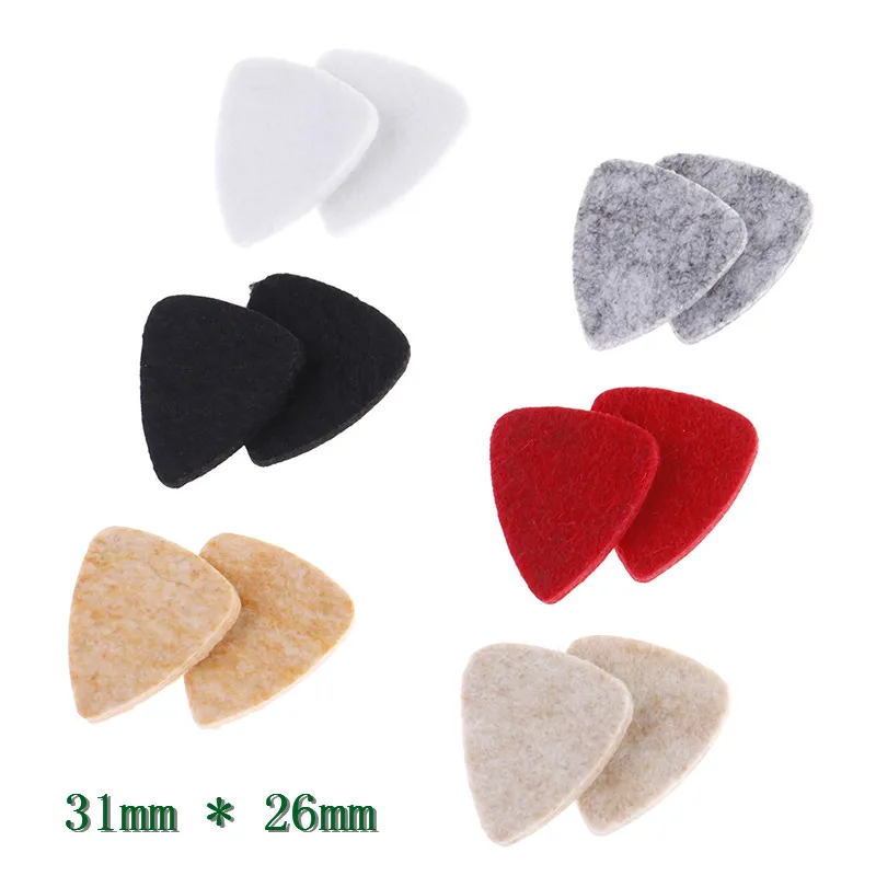 

2Pcs Ukulele soft felt picks plectrum personalized ukelele accessories useful 31mm * 26mm