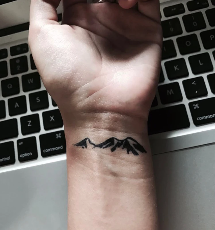

Waterproof Temporary Fake Tattoo Stickers Cool Black Mountain Vintage Design Body Art Make Up Tools