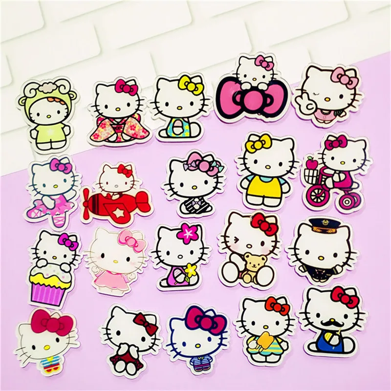 Бумажная одежда для hello kitty. Значки Хэллоу Китти. Коллекция Хелло Китти. Чехол Хелло Хеллоу Китти. Карточки с Хелло Китти