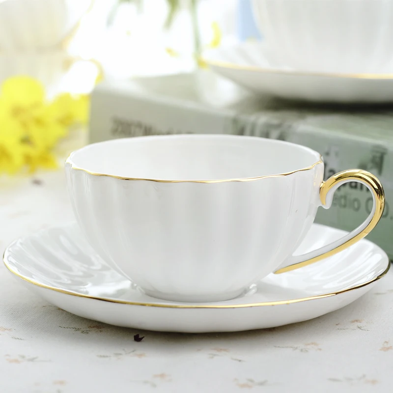 Yolife Bone China Pumpkin Coffee Ceramic Tea Cups & Saucers Set White Porcelain Golden Rim espresso cup For Gift Yolife Bone China Pumpkin Coffee Ceramic Tea Cups & Saucers Set White Porcelain Golden Rim espresso cup For Gift