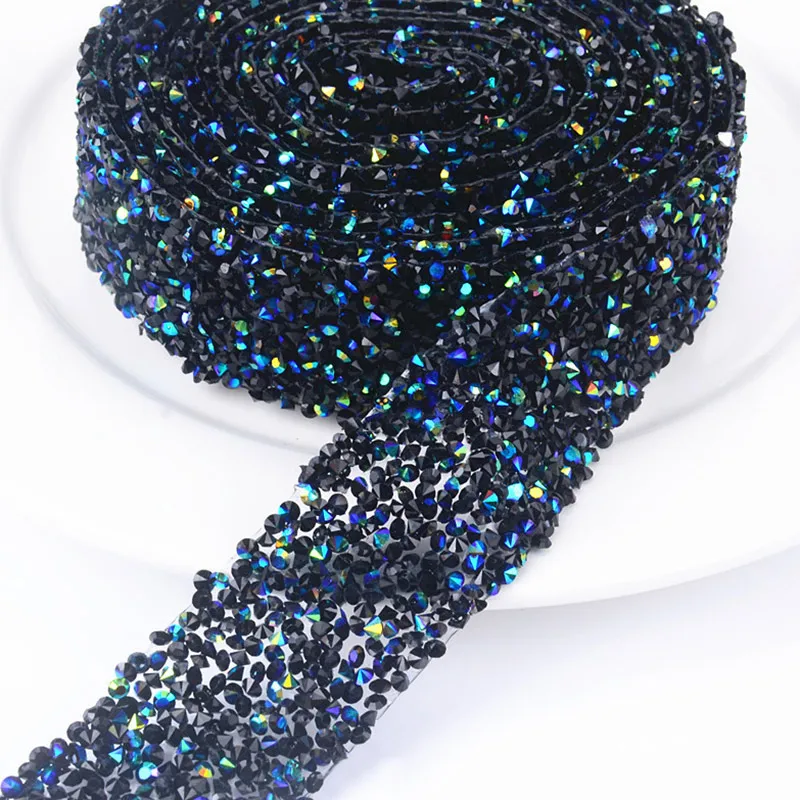 

Hot 3cm Rhinestone Embellishment Decor Beaded Iron Applique Trim Wedding Belt Ornaments LSK99