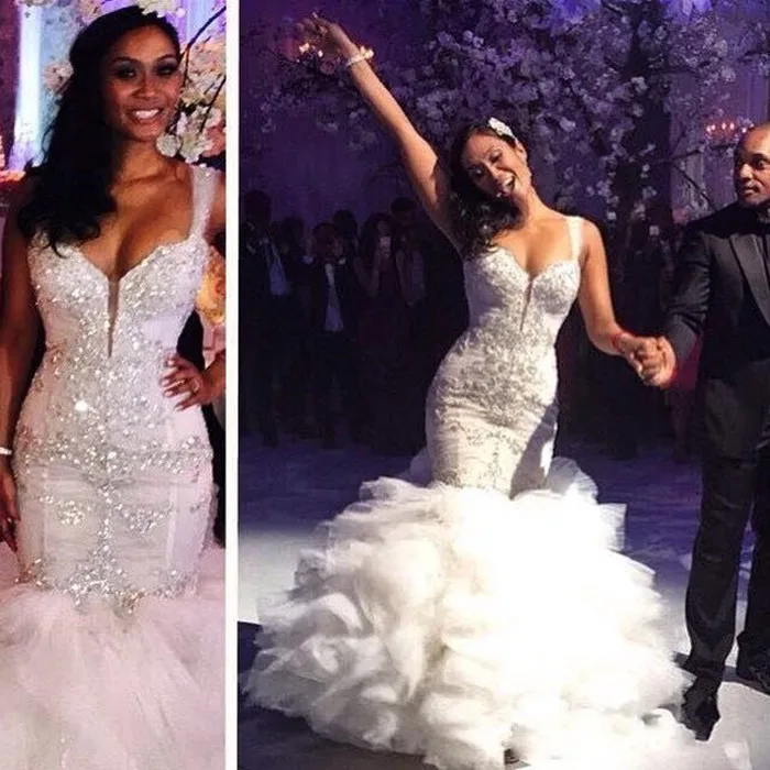 

2019 Vintage Wedding Dresses Beads Crystals Sheer Rhinestone Spaghetti Straps Puffy Bakcless Mermaid Wedding Gowns Formal Dress