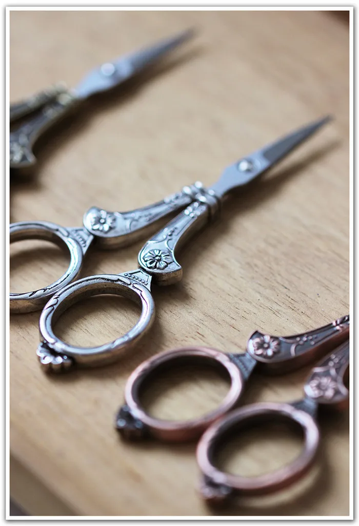 Professional European Vintage Sewing Kit Scissors Thimble Needle Case DIY Sewing Tools for Embroidery Cross Stitch Crewel Craft (5)