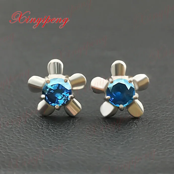 

18 k white gold with 100% natural sapphire studs earrings Blue green color of fire Fine jewelry contracted