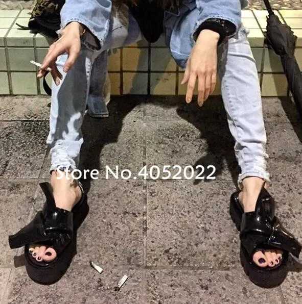 QQ20180608082801