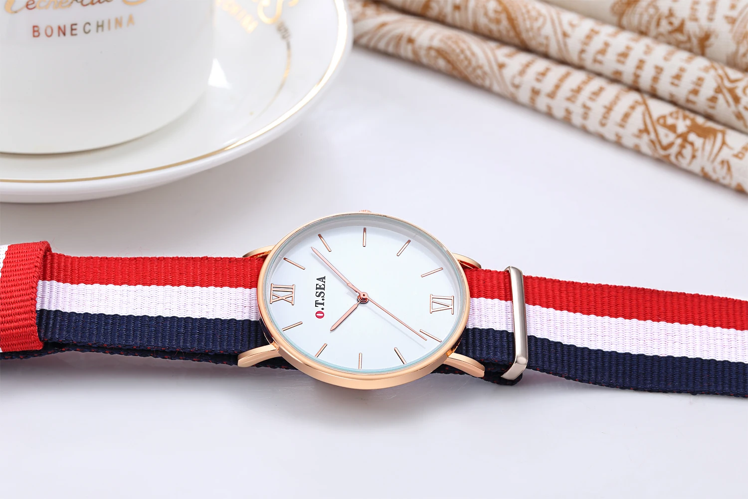 Лидер продаж O. T. SEA бренд Мягкий Нейлоновый ремешок часы для женщин мужчин модное платье кварцевые наручные часы Relojes Mujer