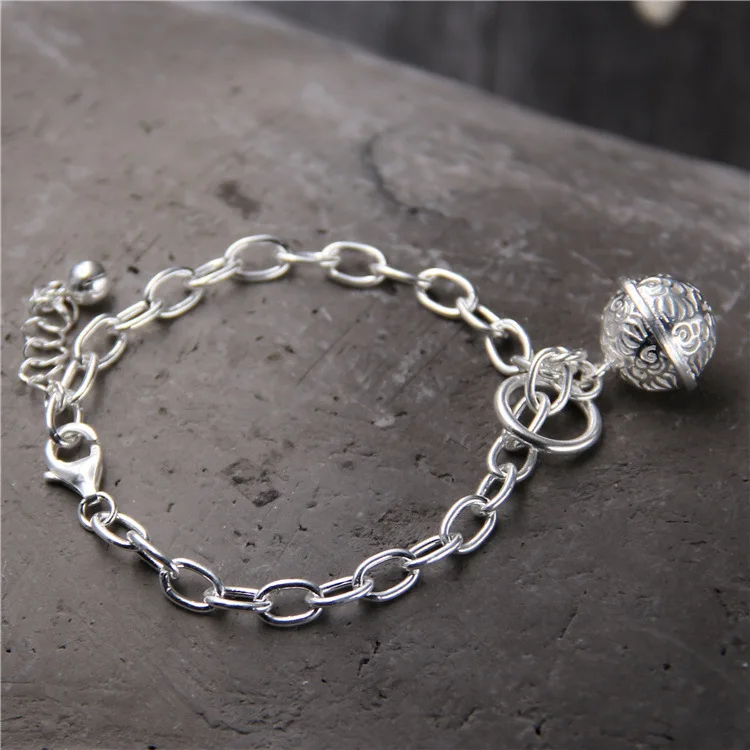 

Женский браслет из серебра 925 пробы