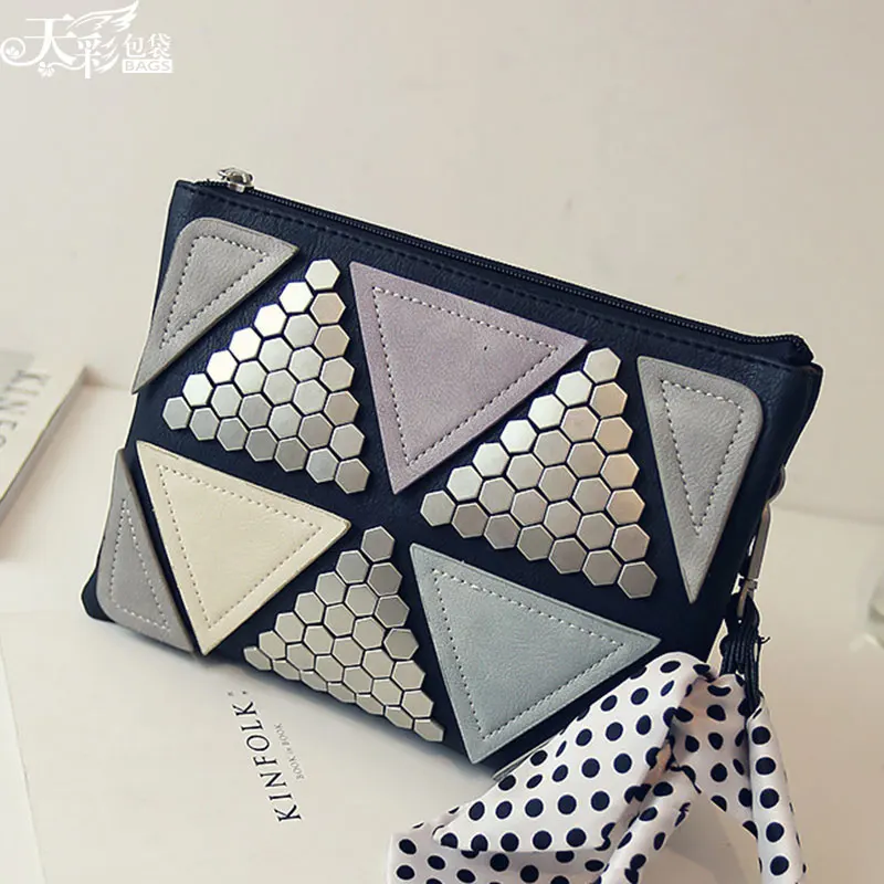 لون الحلوى النساء حقائب جلدية خليط مثلث مطرزة المراهقات wristlets حقيبة crossbody الفاصل مع الشريط