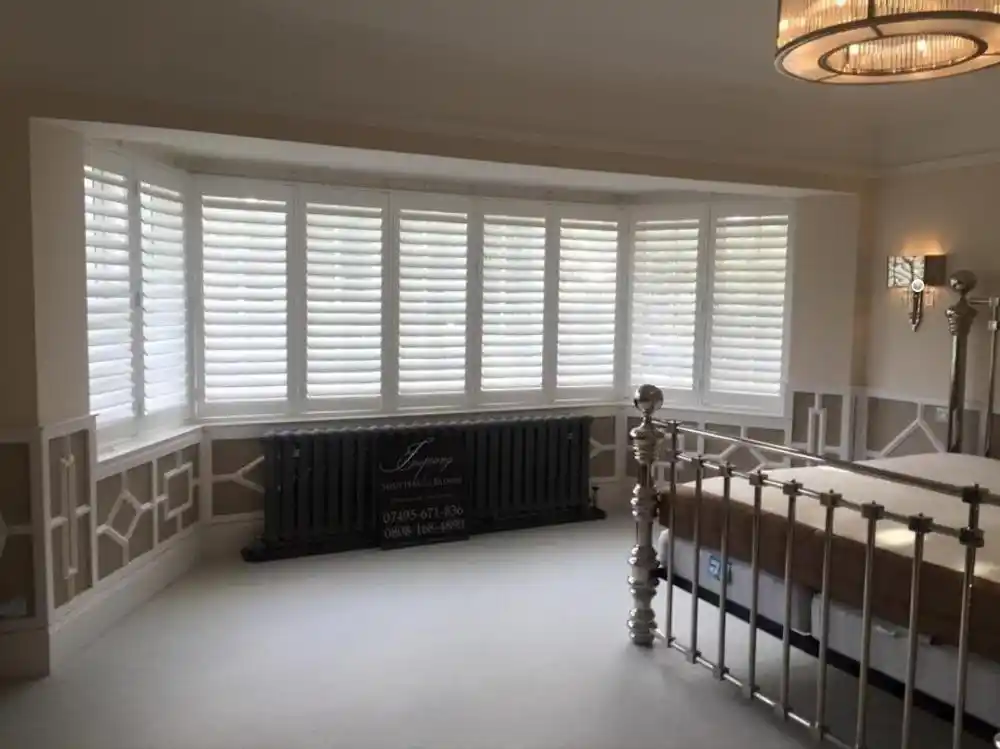 Highly Durable Window Shutters Arch Top Rail Wooden Blinds