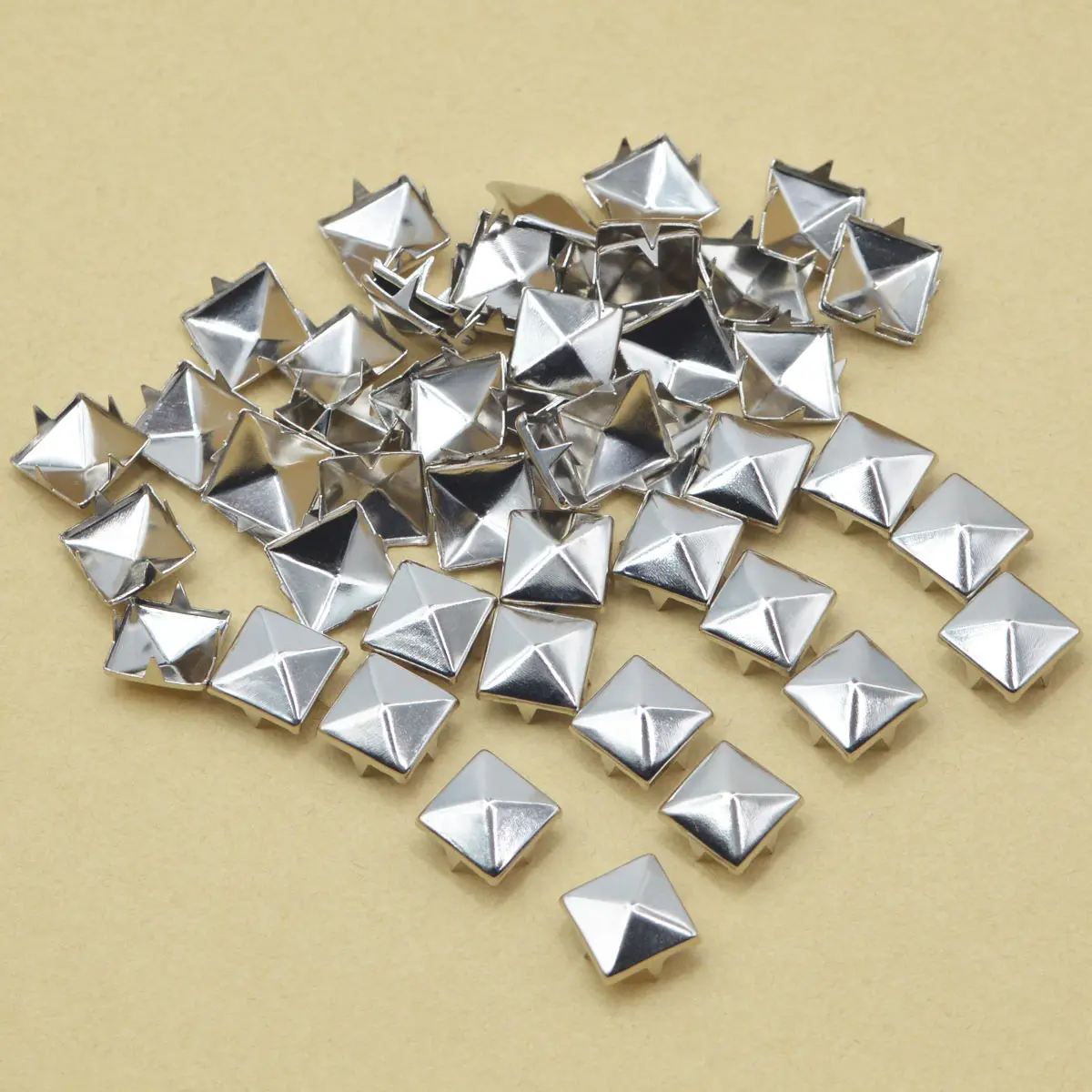 Description Picture 5 of itemKALASO 100PCS 8mm/10mm/12mm Silver Pyramid Square Claw Nails Rivets Diy Craft Accessories Wholesale Leathercraft Bag Garment