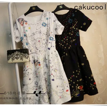 

Cakucool New Beading Runway Design Dress Short Sleeve Summer Vestido High-end Floral Embroidery Sequined Empire Mid Long Dresses