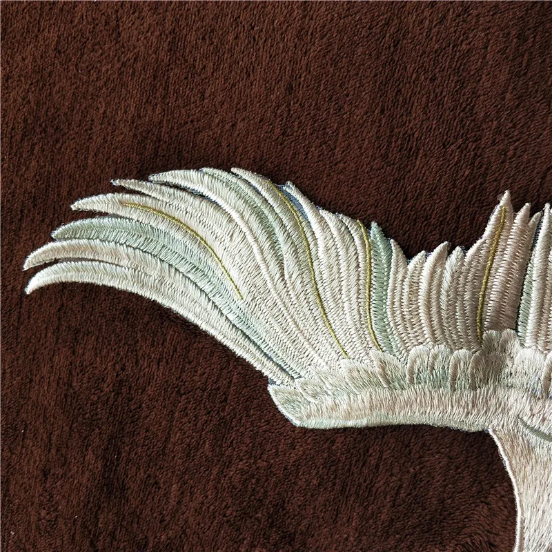 Crane-lace-applique-patches-DIY-accessories-dress-red-crowned-crane-patch-clothing-costumes-national-wind-decorations (2)