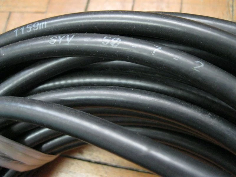 CP100 circular polarized antenna17