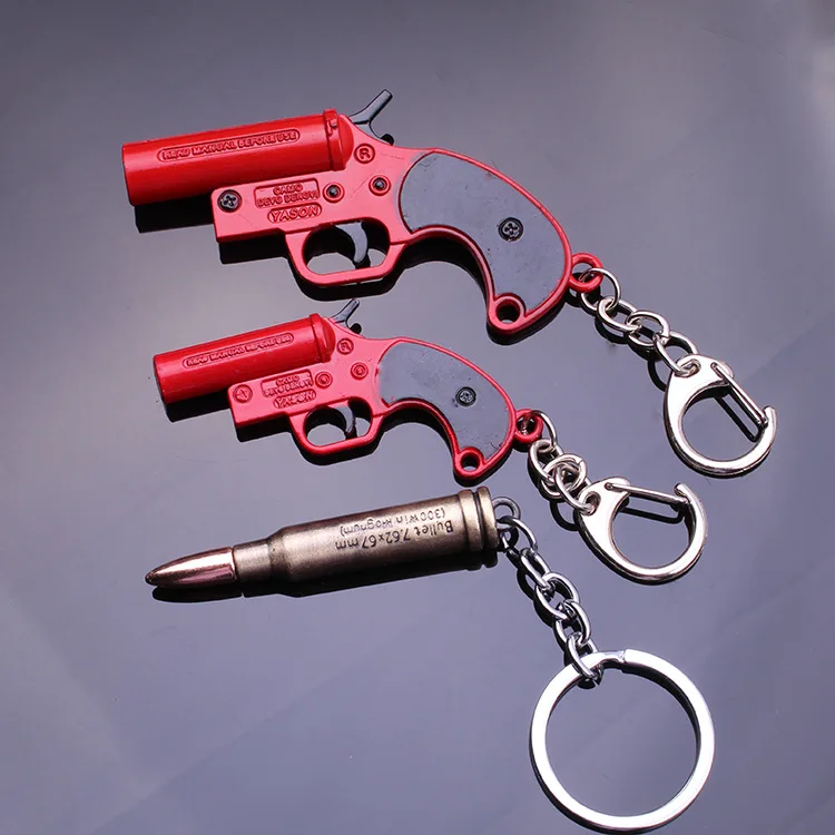 

2019 New PUBG Keychain PLAYERUNKNOWNS BATTLEGROUNDS Helmet Pan Gun Model Alloy Keyring Jewelry For Game Fans Gift