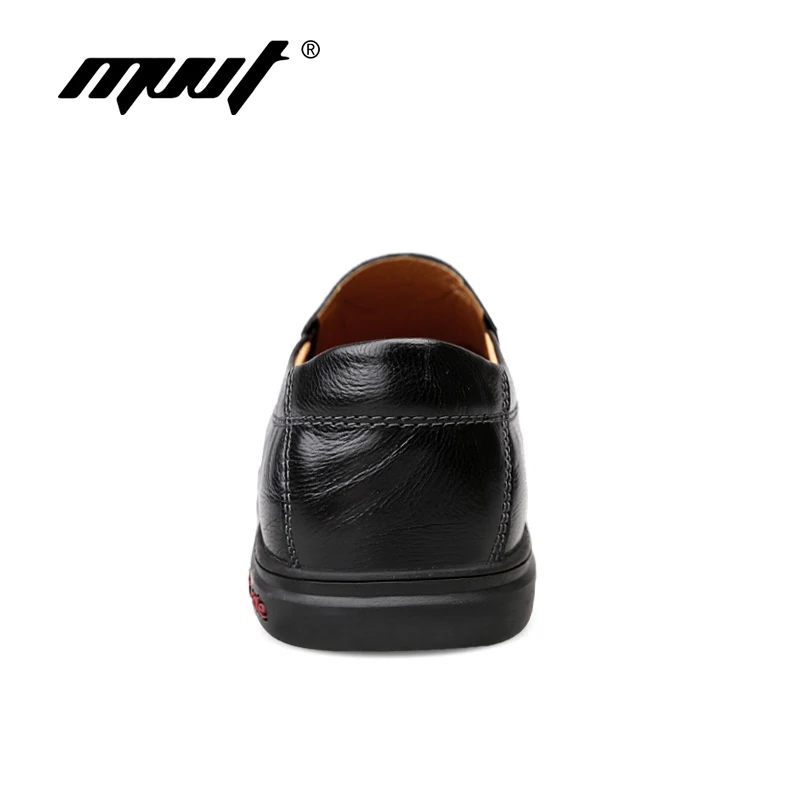 2019 Classic Comfortable Slip On Loafers Men Casual Shoes Leather Shoes Men Flats Hot Sale Driving Shoes Moccasins Plus Size 2019 Classic Comfortable Slip On Loafers Men Casual Shoes Leather Shoes Men Flats Hot Sale Driving Shoes Moccasins Plus Size