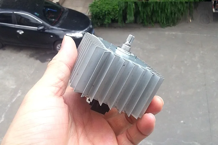 HTB1apYqMpXXXXb3XpXXq6xXFXXXz