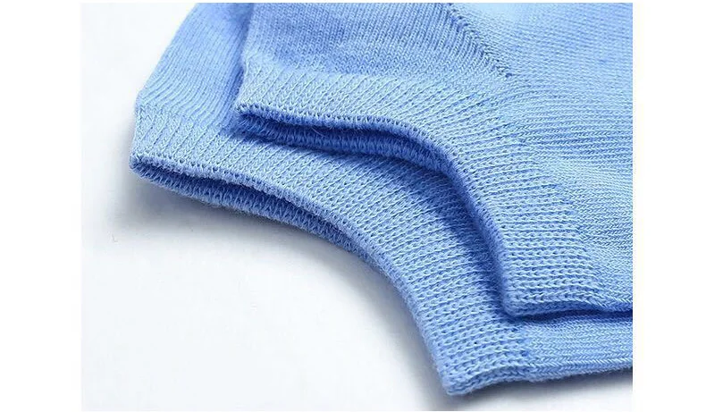 8586887372_1964020388