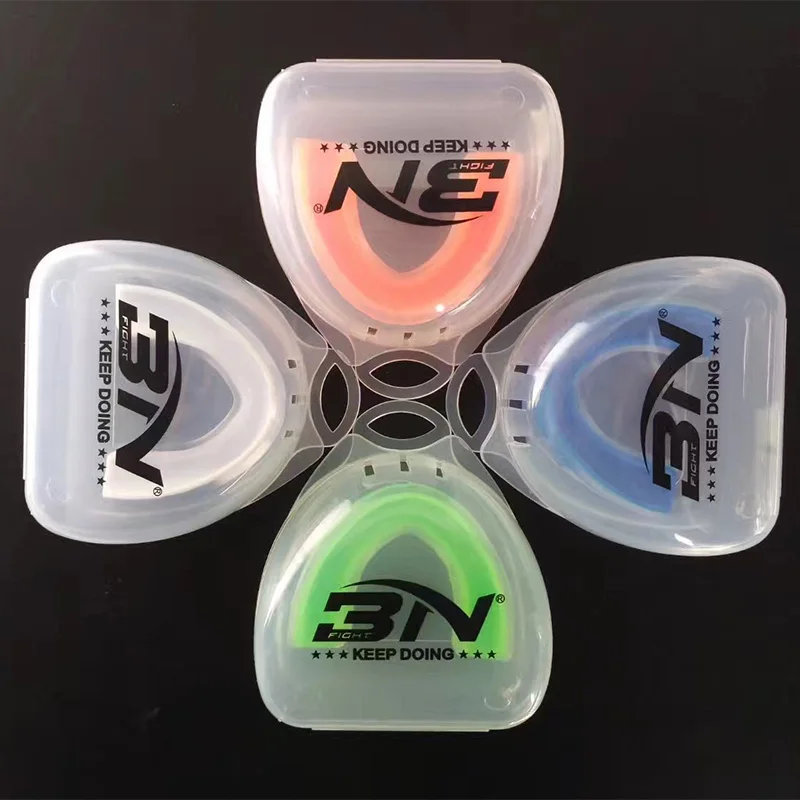 Nuevo diseño Gilbert bucal boca dientes Protector Muay tailandés boxeo Rugby baloncesto fútbol gimnasio lucha deporte dientes guardia