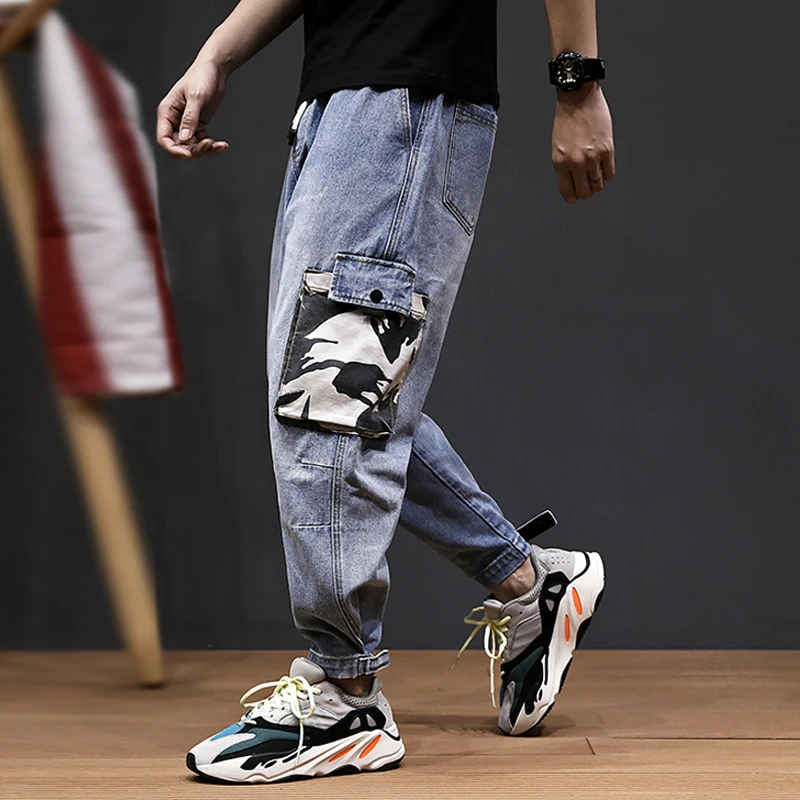Fashion Streetwear Men Jeans Camouflage Patch Pocket Loose Fit Cargo Pants Harem Trousers Slack Bottom Hip Hop Joggers Jeans Men