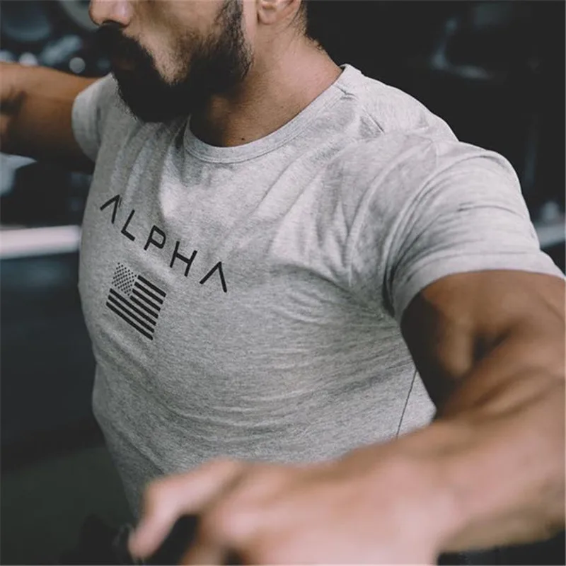 2019 новая брендовая одежда Gyms Tight хлопковая Футболка Мужская s alpha Фитнес футболка для мужчин Gyms Футболка Мужская Фитнес Летние футболки топы
