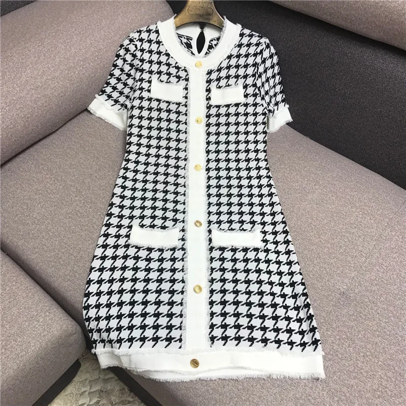 

Luxury Designer Brand Knitted Dress for Women O Neck Houndstooth Hepburn Short Sleeve Tassel Double Pocket Knitted Dress