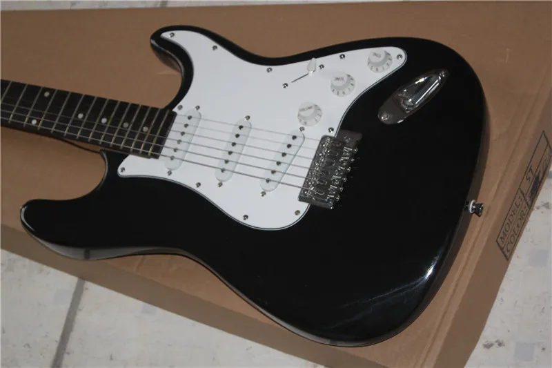

China guitar factory wholesale BLACK ST electric guitar free shipping 1 2 stratocaster