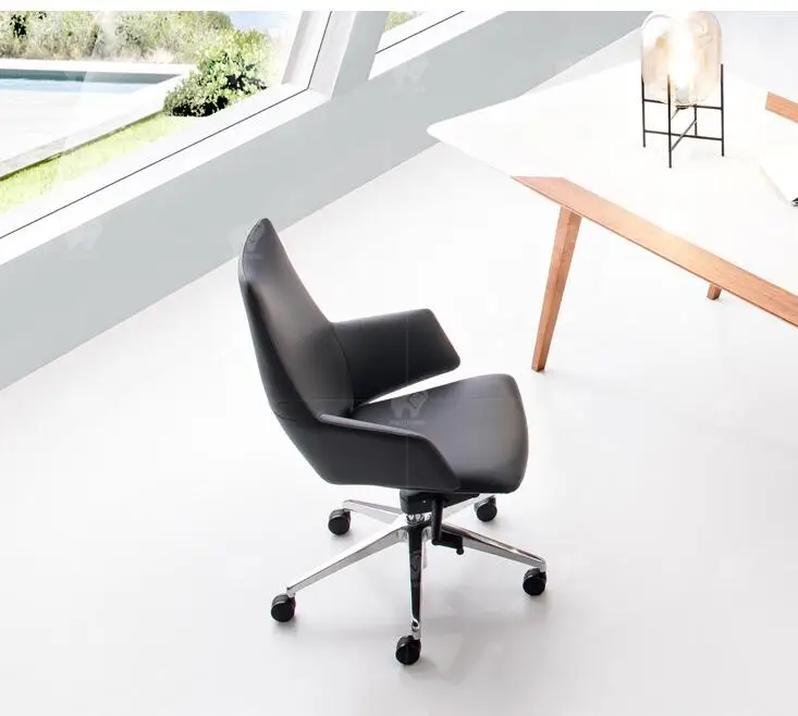 Leather boss chair reclining computer chair home modern minimalist conference chair designer office chair. -