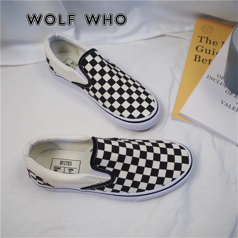 

WOLF WHO 2019 Brand Men Lazy Shoes Causal Men Canvas Flat Loafers Shoes Male Sneaker White Plaid Driving Shoes buty meskie X-086